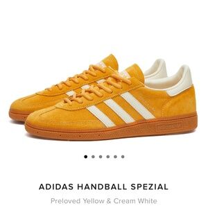 Adidas Sneakers